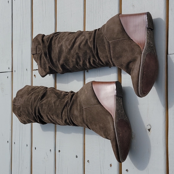 Brown Calf Boot - Picture 4 of 13